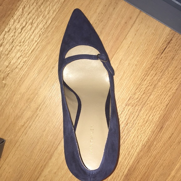 Navy heels pointed toe pumps - Picture 4 of 5